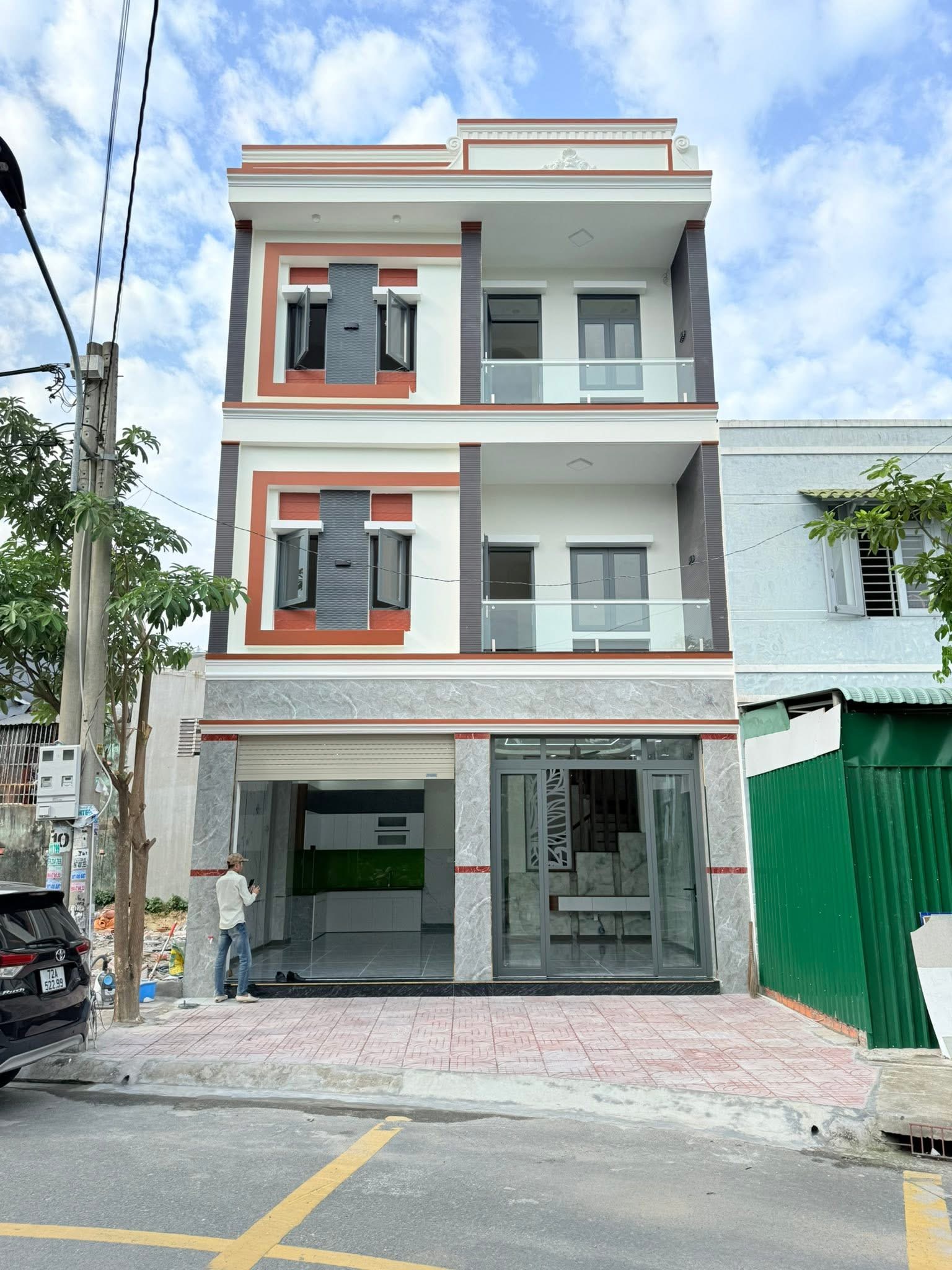 BÁN NHÀ 1 TRỆT 2 LẦU – PHƯỜNG TÂN ĐÔNG HIỆP – TP. HỒ CHÍ MINH | nha360