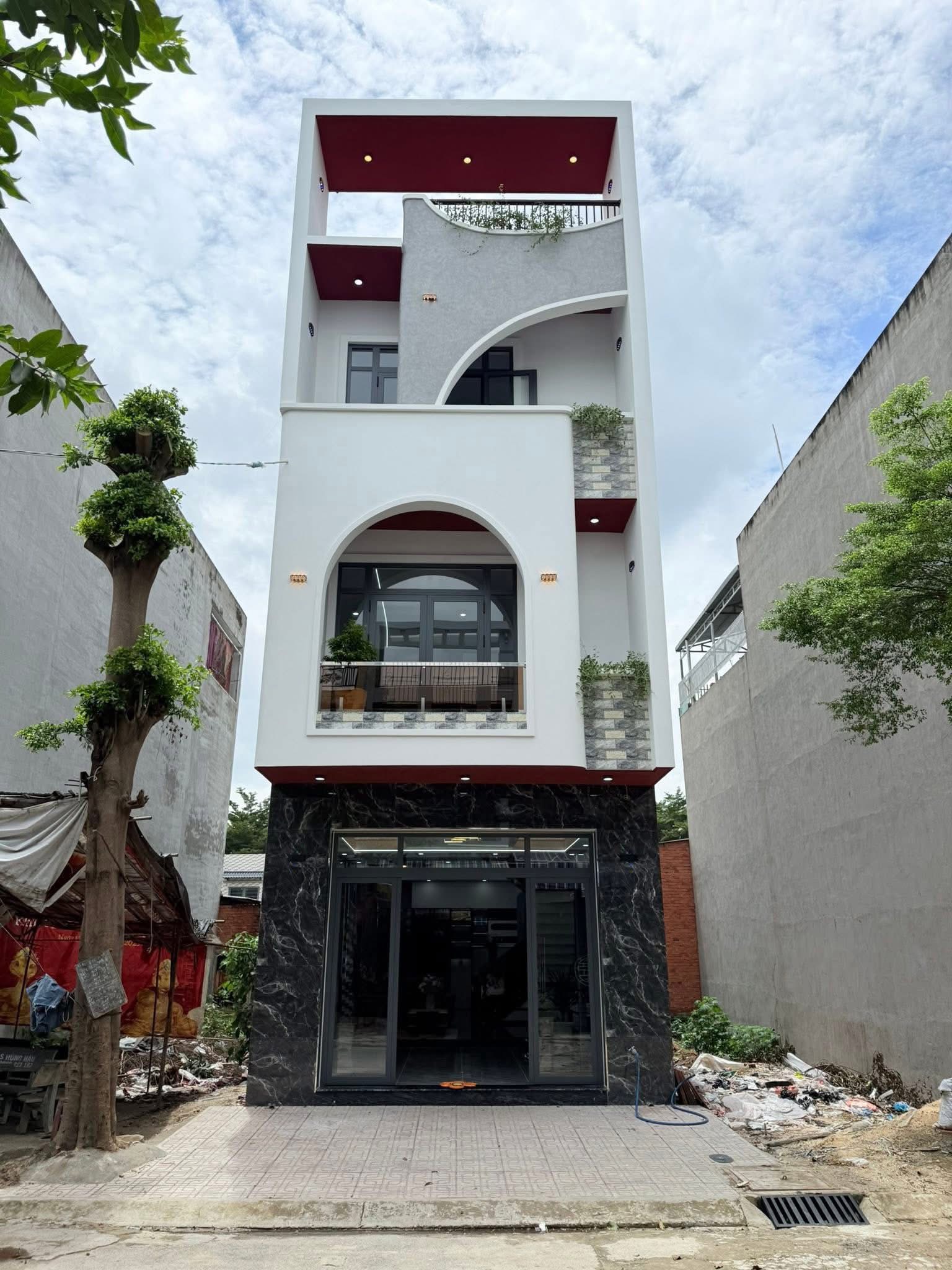 BÁN NHÀ 1 TRỆT 2 LẦU – P. AN PHÚ, TP. THUẬN AN