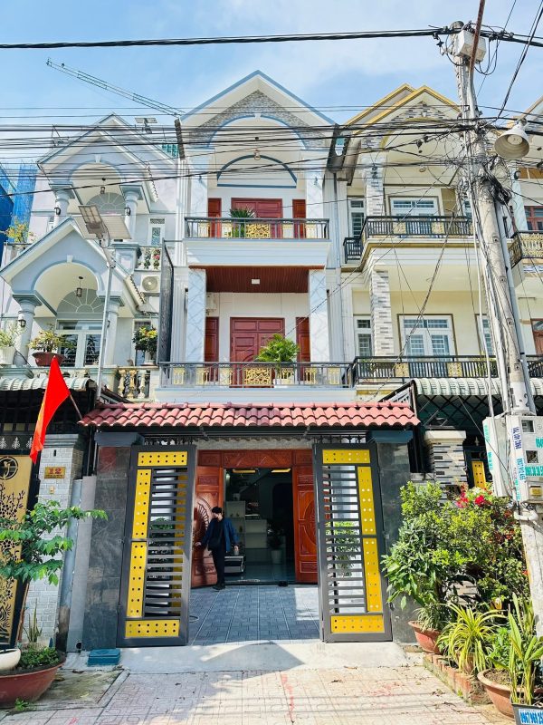 BÁN NHÀ DĨ AN – TP HỒ CHÍ MINH, Vị trí đẹp, gần chợ Thông Dụng, cách Vincom Dĩ An chỉ 1,8km