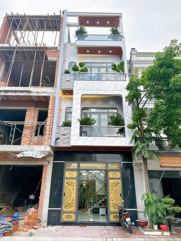 NHÀ MỚI KENG – GIÁ CHỈ 4 TỶ 8XX, Cần bán nhanh – vị trí đẹp, ngay trung tâm Dĩ An