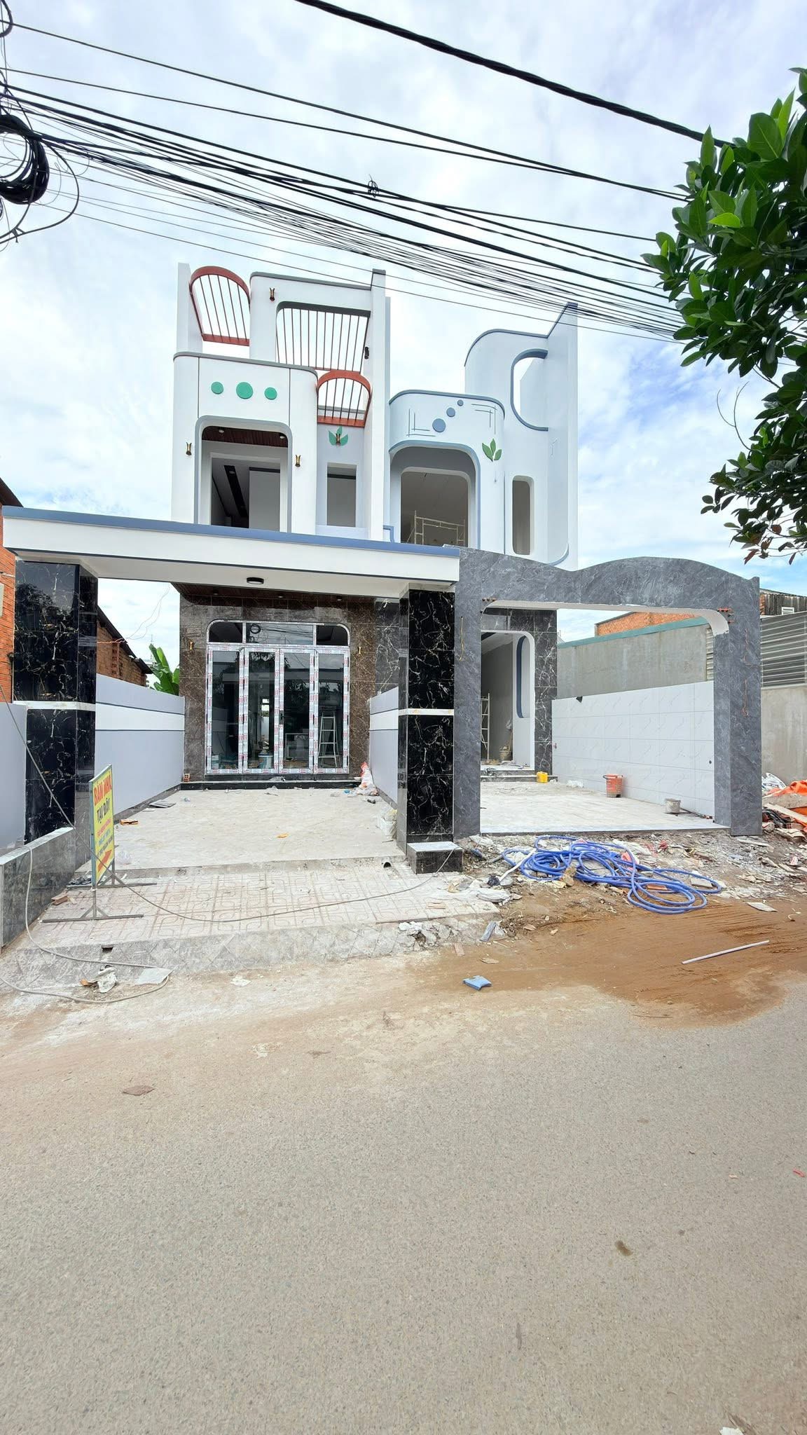 BÁN NHÀ HOÀN CÔNG – SỔ RIÊNG – GIÁ TỐT CHỦ GỬI