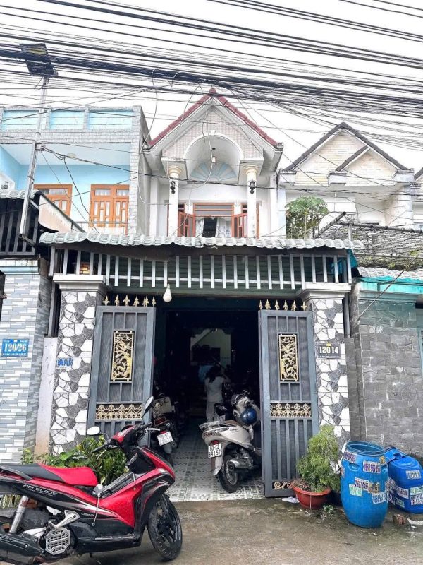 BÁN NHÀ LẦU TRỆT – CÓ PHÒNG NGỦ DƯỚI – SÂN ĐẬU XE HƠI 7 CHỖ