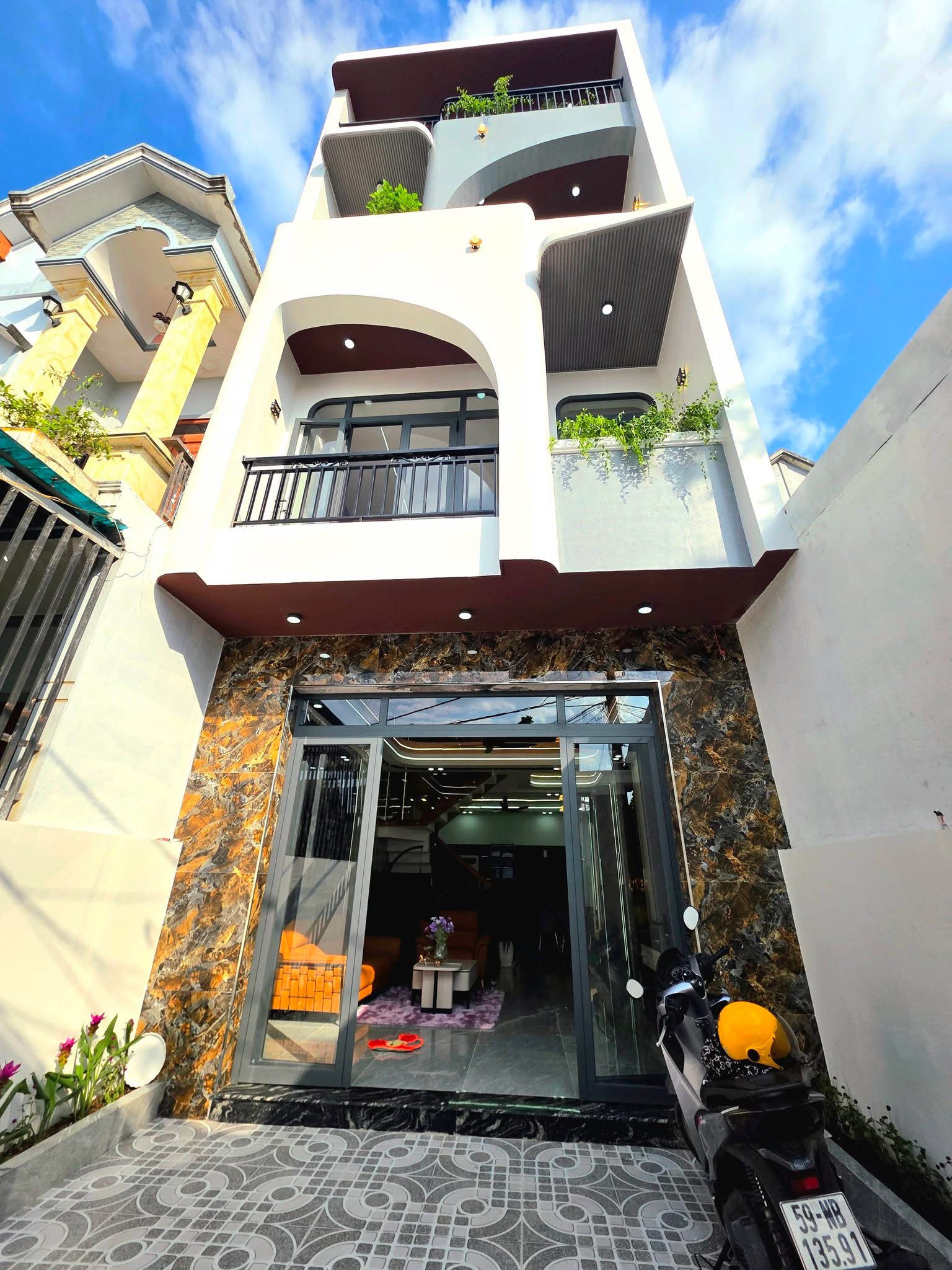 NHÀ 1 TRỆT 2 LẦU ĐÚC KIÊN CỐ – HOÀN CÔNG CHUẨN, Phường An Phú – TP.HCM, Diện tích: 5x20m – thổ cư 60m²