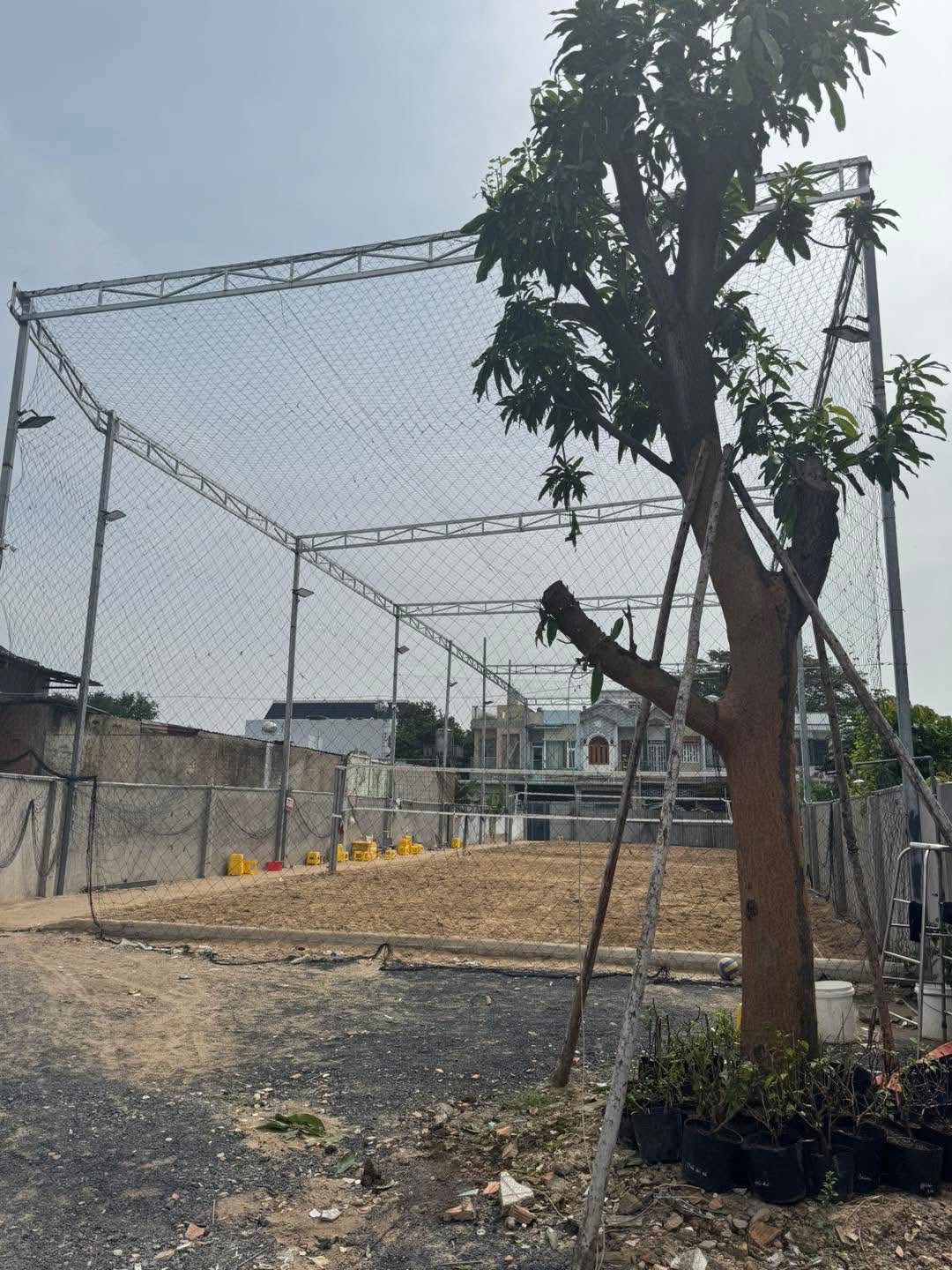 BÁN ĐẤT DIỆN TÍCH LỚN – HẺM TÚ XƯƠNG, GẦN CHỢ DĨ AN, Diện tích cực khủng: 13m x 64m = 734m²