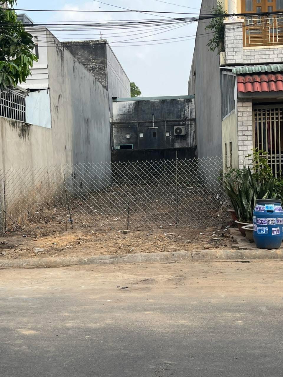 BÁN ĐẤT ĐÔNG HÒA – TP.HCM DT: 5 x 20 = 100m² – Full thổ cư