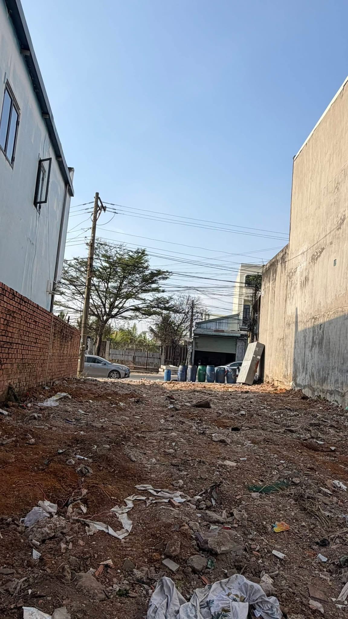 BÁN ĐẤT MẶT TIỀN NGUYỄN THỊ TƯƠI – TÂN ĐÔNG HIỆP, TP.HCM, Vị trí cực đẹp – chỉ 50m ra ngã tư Liên Huyện, khu vực sầm uất, lưu lượng xe đông