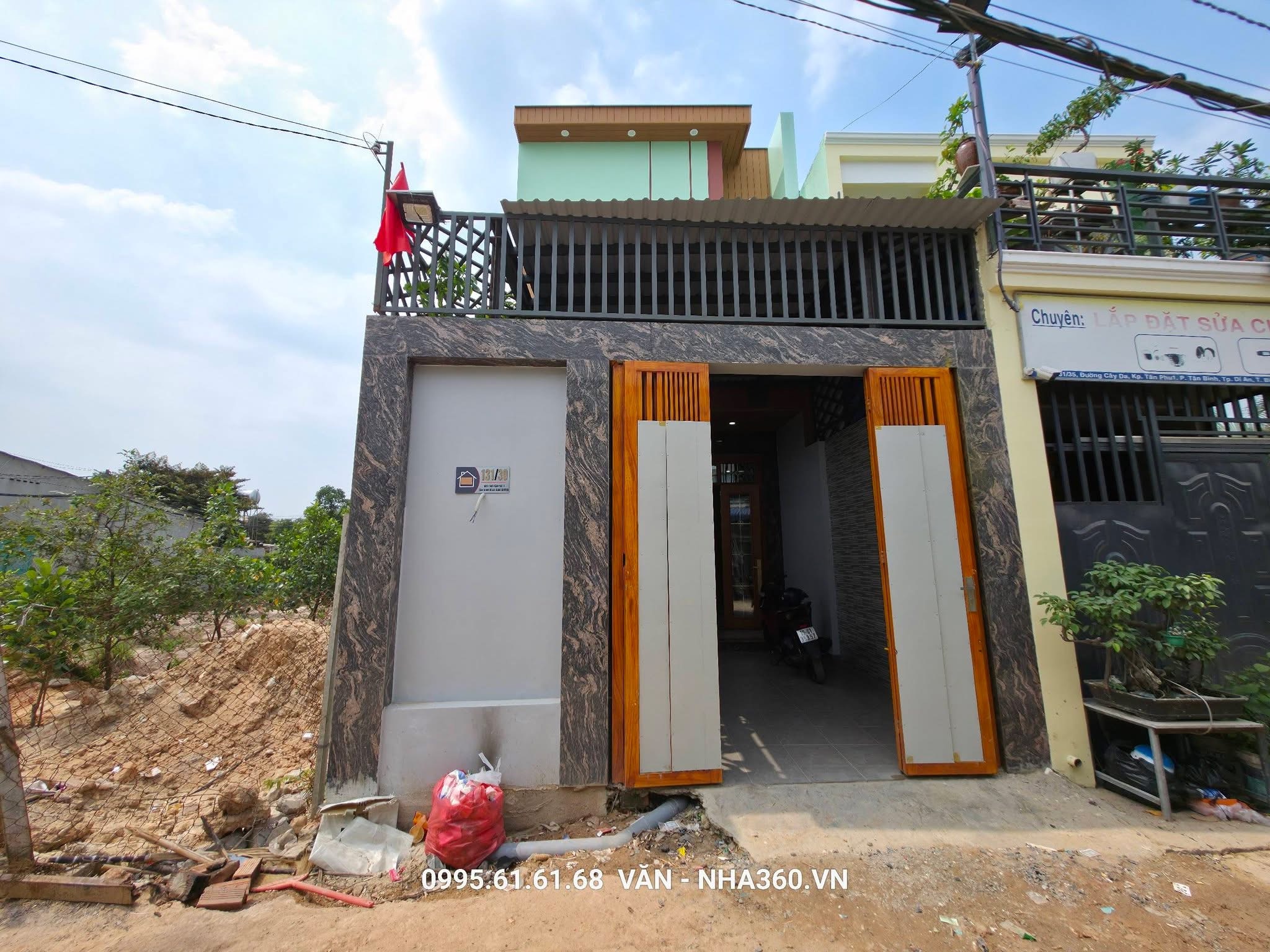 Nhà Dĩ An khu dân cư gần ngã tư Chiêu Liêu, gần chợ Đông Thành 500m, Chỉ: 4t850 – DT: 5x20m