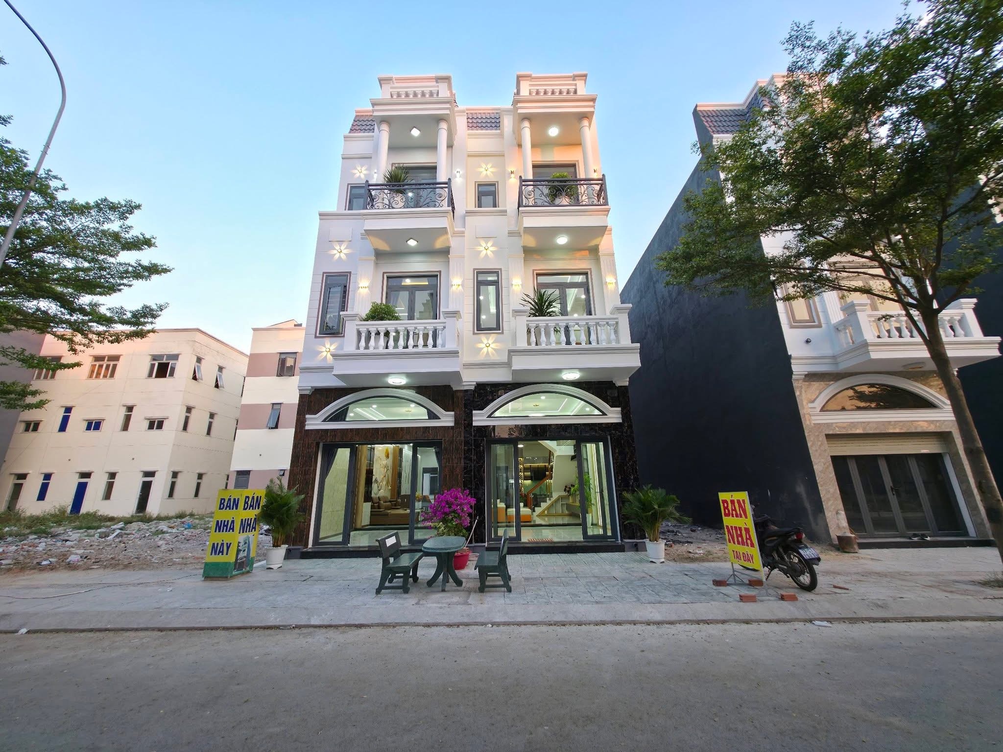 Nhà phường Dĩ An – TP Dĩ An – nay Dĩ An, TP. HCM – Gần bên Vincom 2.500m, cách khu công nghiệp Vsip 1 chỉ 500m