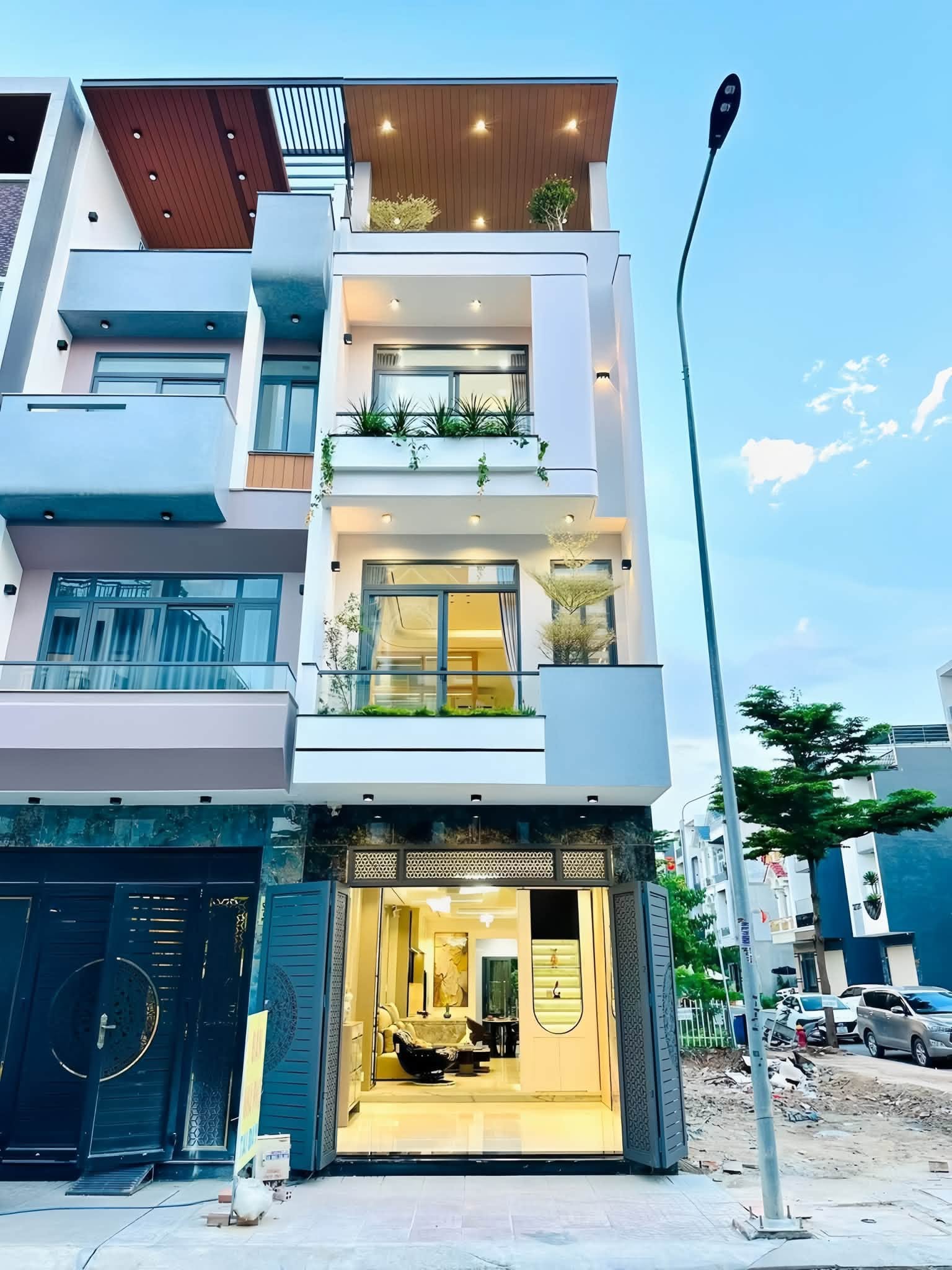 BÁN NHÀ 1 TRỆT 2 LẦU PHƯỜNG AN PHÚ, TP.HCM – FULL NỘI THẤT – SỔ HỒNG RIÊNG | Nhà 360